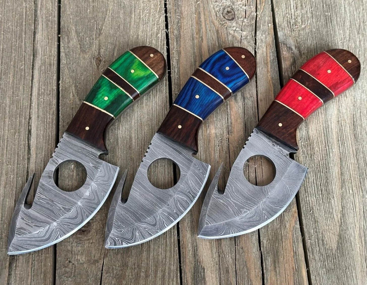 Handmade Damascus Gut Hook Hunting Knife, 3.5" Blade, Wood Handle, Sheath
