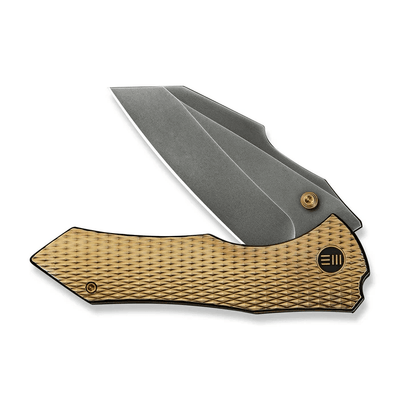 WEKNIFE High-Fin XL Thumb Stud Knife Diamond Patterned Golden Polished Titanium Handle (3.48 Polished Gray CPM 20CV Blade) WE24010-3