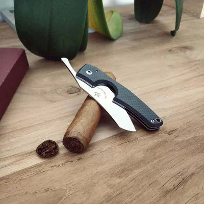 LePetit Cigar Cutter Knife – Carbon Fiber