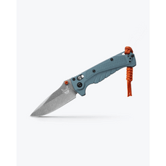 Benchmade Mini Adira® AXIS® Folding Knife – 3.21