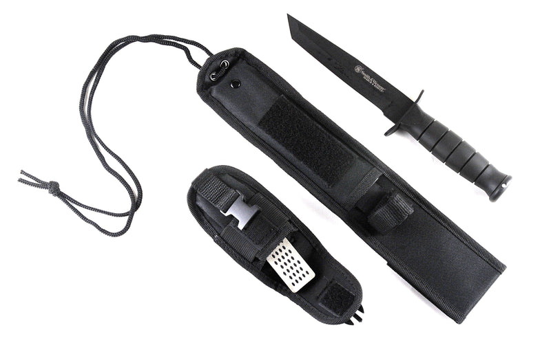 Smith & Wesson Smith & Wesson Search & Rescue Knife with Nylon Sheath