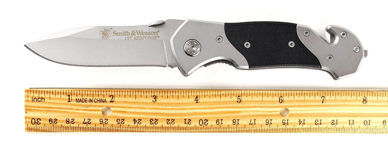 Engraved Smith & Wesson 1st Response Drop Point Plain Blade Pocket Knife